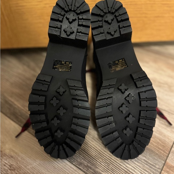 POP Fortitude Women’s Boots - Picture 3 of 4